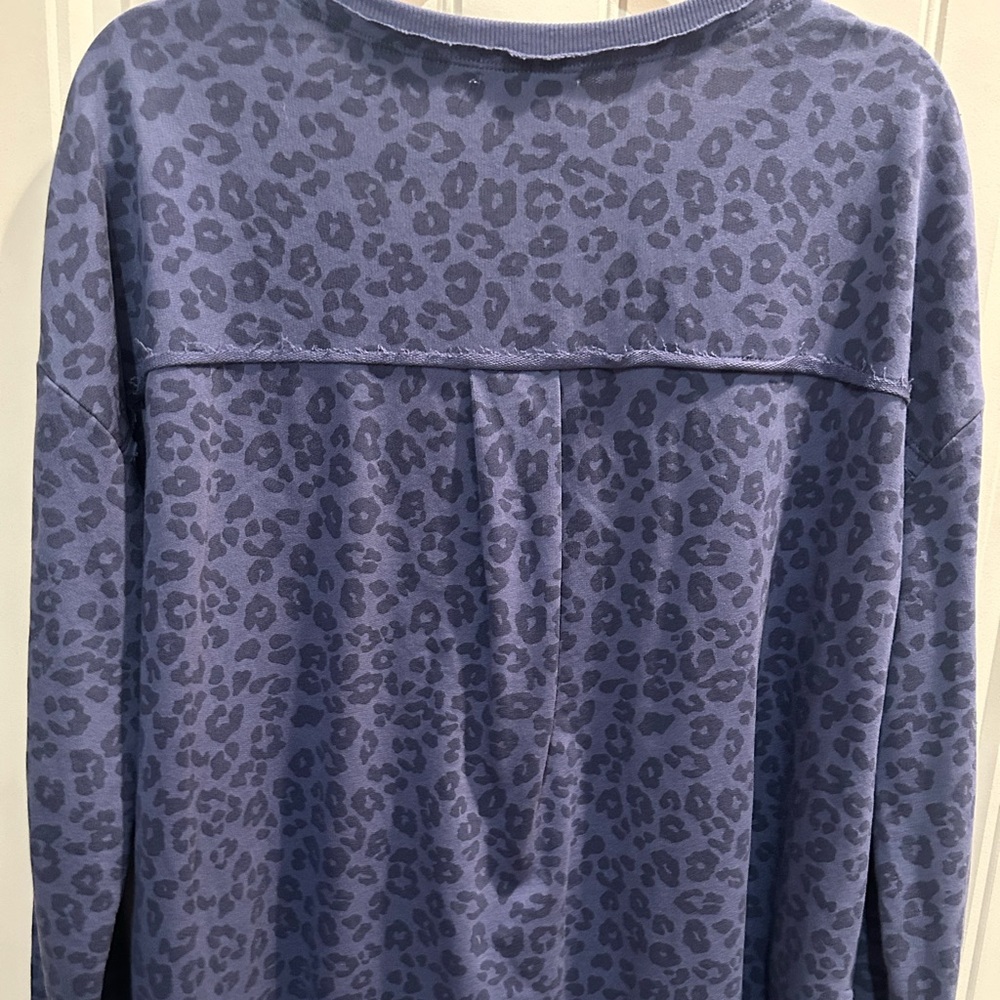 Z Supply LS animal print - Picture 5 of 6